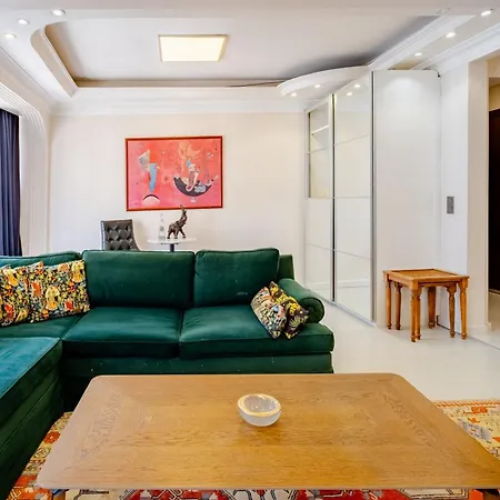 Large Stylish In Nişantaşı Near Metro Daire İstanbul