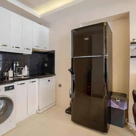 Large Stylish In Nişantaşı Near Metro * İstanbul